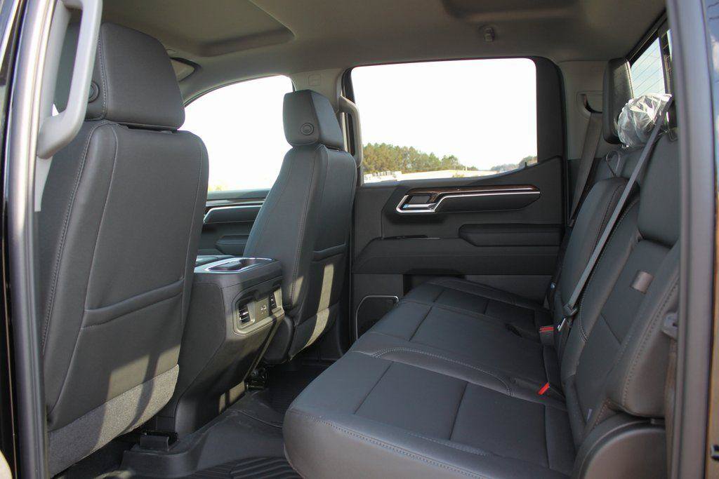 New 2026 Chevrolet Silverado 1500 RST w/ RST All Star Premium Package AWD/4WD image 6