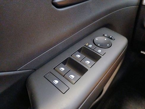 New 2026 Hyundai Kona SE FWD image 18