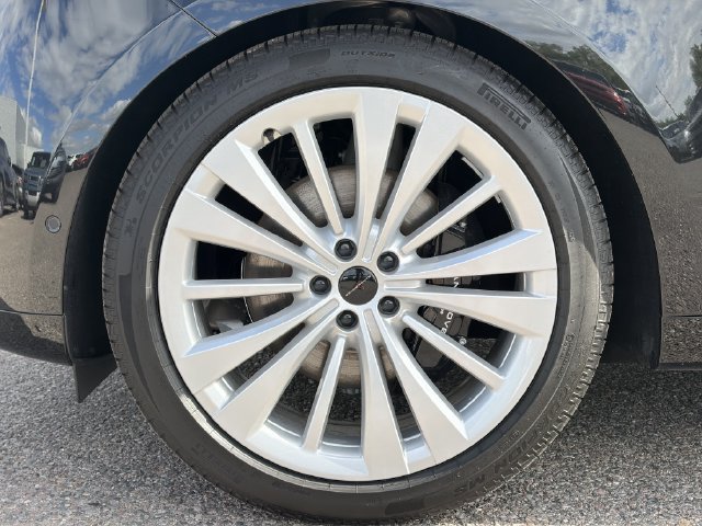 New 2026 Land Rover Range Rover Long Wheelbase SE AWD/4WD image 22