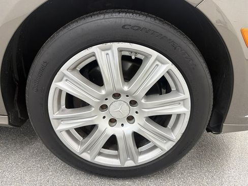 Used 2012 Mercedes-Benz E 350 4MATIC Sedan image 16