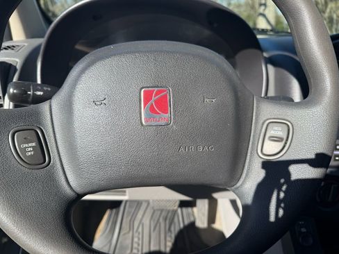 Used 2003 Saturn Vue AWD V6 image 13