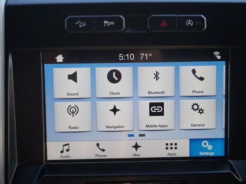 Used 2018 Ford F150 XLT w/ Equipment Group 302A Luxury AWD/4WD image 36
