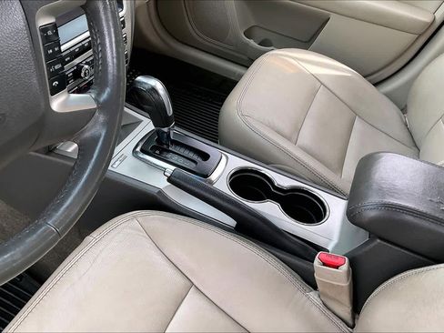 Used 2011 Ford Fusion Hybrid w/ 502A Rapid Spec Order Code image 16