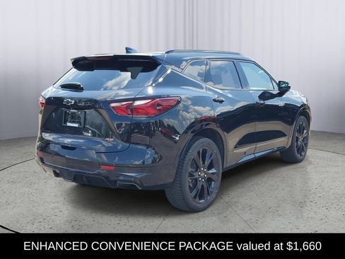 Used 2022 Chevrolet Blazer RS w/ Enhanced Convenience Package FWD image 3