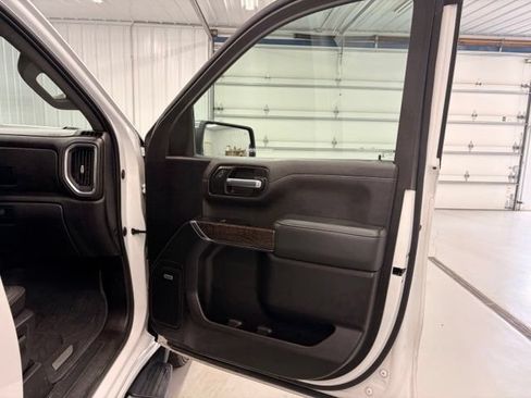 Used 2021 GMC Sierra 1500 Denali w/ Driver Alert Package II AWD/4WD image 10