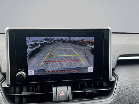 Used 2023 Toyota RAV4 SE AWD/4WD image 13