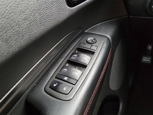 Used 2023 Dodge Durango GT image 14