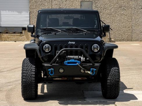 Used 2014 Jeep Wrangler Sport AWD/4WD image 7