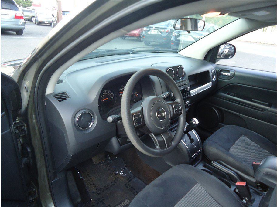 Used 2015 Jeep Compass Sport w/ Power Value Group AWD/4WD image 24