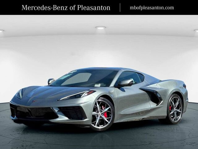 Used 2022 Chevrolet Corvette Stingray Coupe w/ 1LT RWD image 1