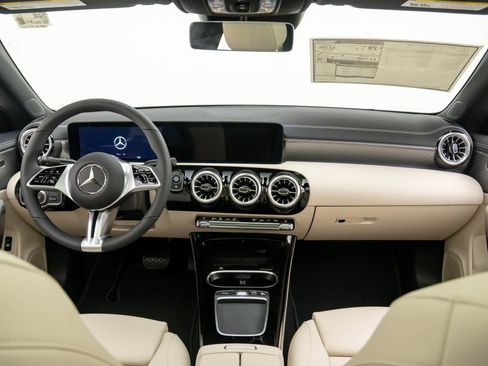 New 2026 Mercedes-Benz CLA 250 4MATIC image 11