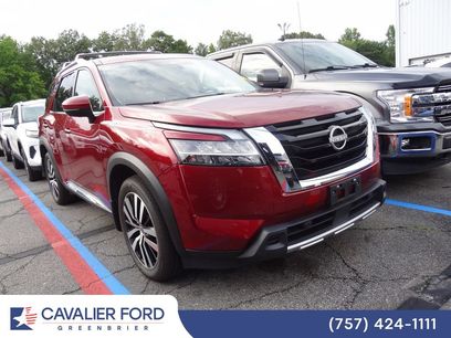 Used 2024 Nissan Pathfinder Platinum