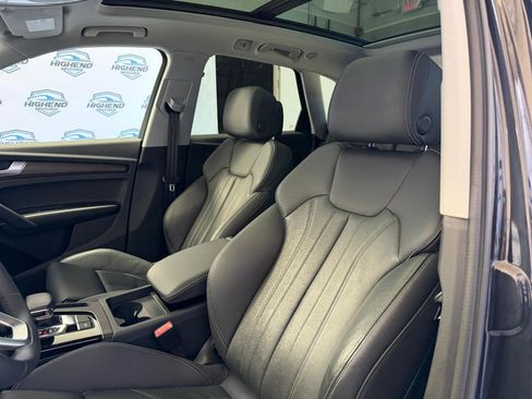 Used 2024 Audi Q5 2.0T Premium w/ Convenience Package image 18