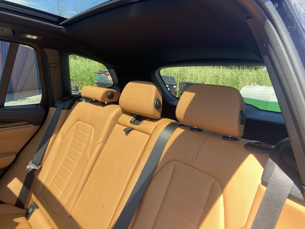 Used 2023 BMW X3 M40i AWD/4WD image 11