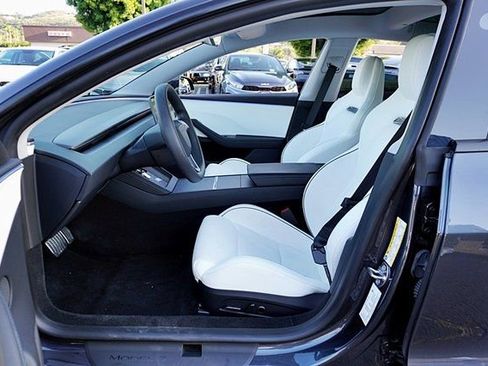 Used 2024 Tesla Model 3 Performance AWD/4WD image 15