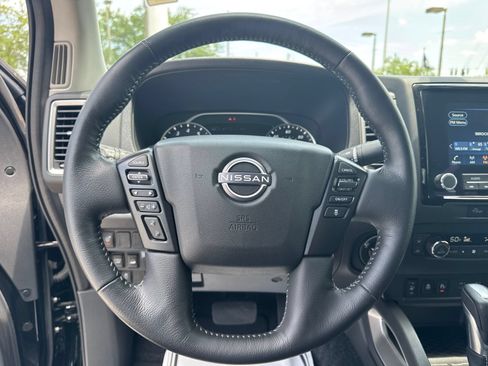 Certified 2024 Nissan Frontier SV w/ Hardbody Edition AWD/4WD image 15