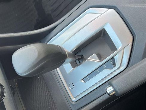 Used 2019 Subaru Crosstrek 2.0i w/ Eyesight System image 22