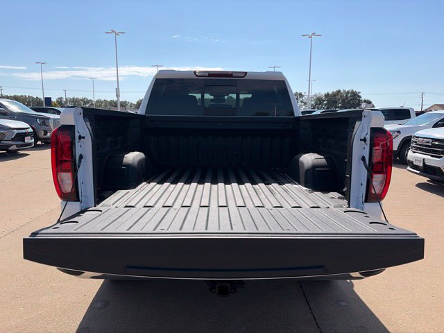 New 2026 GMC Sierra 1500 SLE w/ Preferred Package AWD/4WD image 6