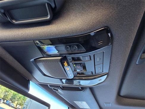 Certified 2025 Toyota Land Cruiser Base image 36