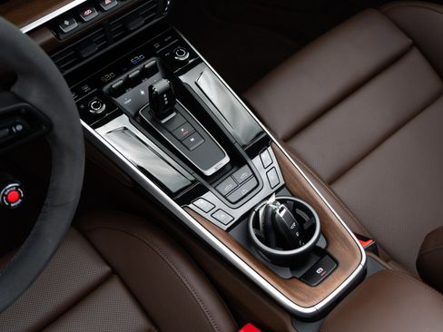 Used 2026 Porsche 911 Carrera S RWD image 23