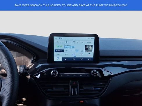 Used 2025 Ford Escape ST-Line image 27