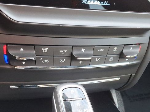 Used 2022 Maserati Ghibli Modena Q4 image 16