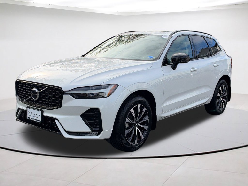 Certified 2024 Volvo XC60 B5 Core AWD/4WD image 1