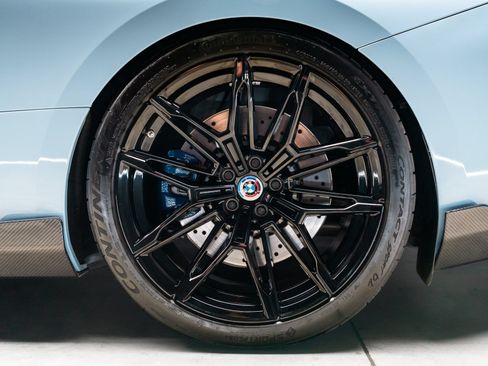 Used 2023 BMW M2 w/ Lighting Package RWD image 36