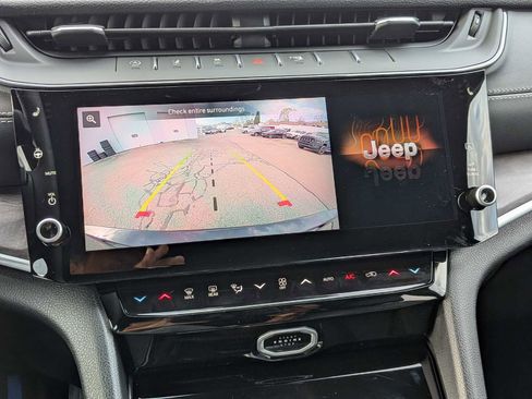 New 2026 Jeep Grand Cherokee L Limited image 23