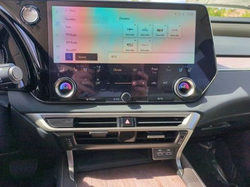 Used 2024 Lexus RX 350 w/ Technology Package image 20