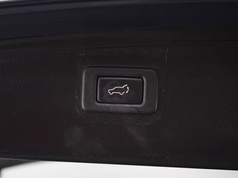 Used 2017 Subaru Outback 3.6R Limited AWD/4WD image 17