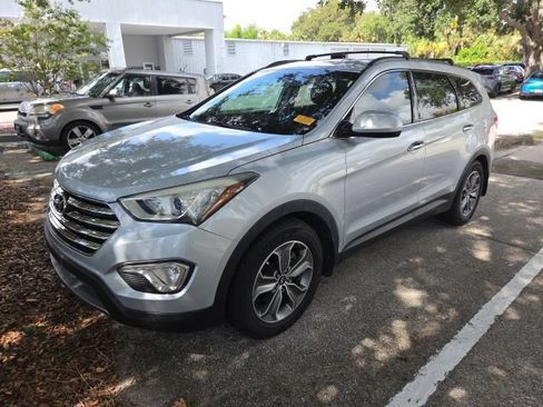 Used 2014 Hyundai Santa Fe GLS FWD image 9