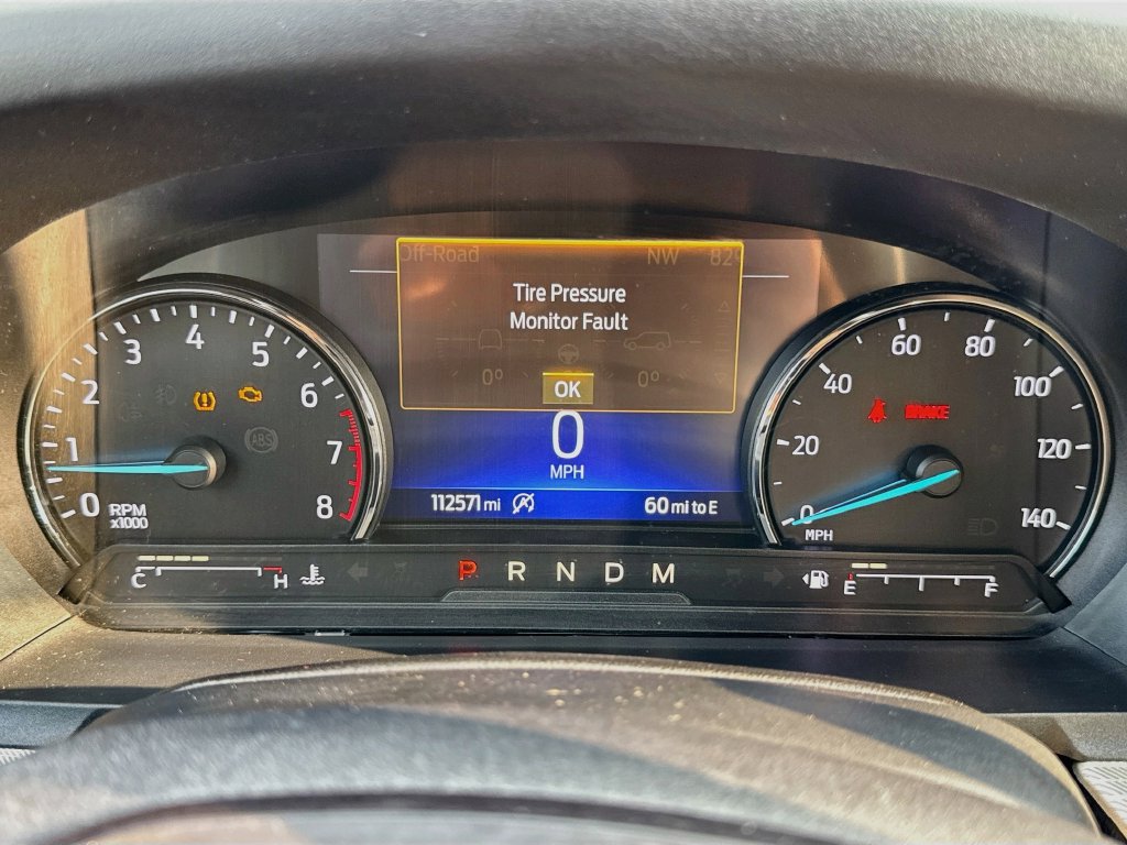 Used 2020 Ford Explorer XLT w/ Comfort Package RWD image 15