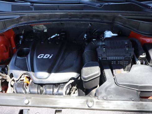 Used 2013 Hyundai Santa Fe Sport FWD image 38