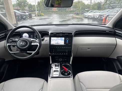 Used 2024 Hyundai Tucson Limited AWD/4WD image 12