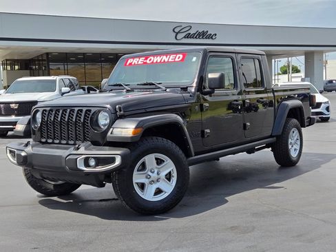 Used 2022 Jeep Gladiator Sport AWD/4WD image 1