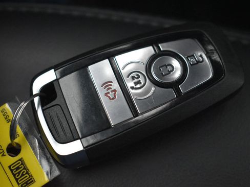 Used 2025 Ford Maverick Lariat w/ Black Appearance Package image 32