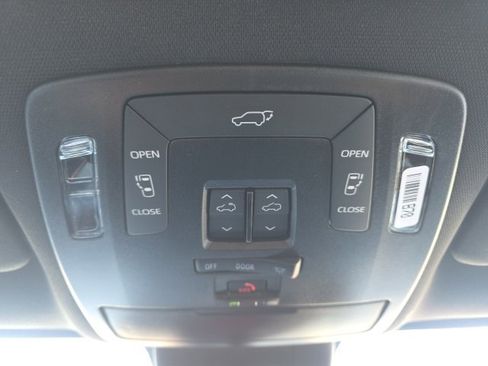 New 2026 Toyota Sienna XSE image 26