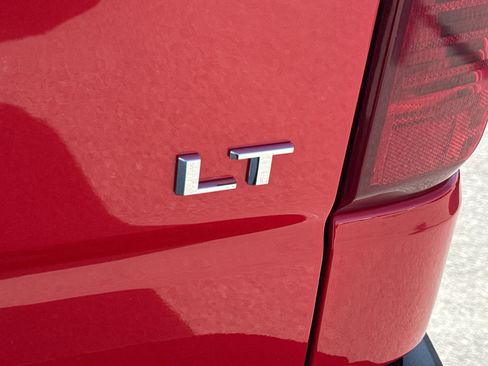 Used 2024 Chevrolet Silverado 1500 LT image 11