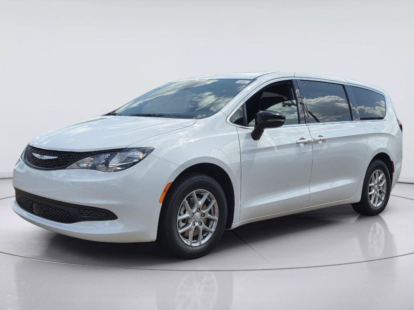 New 2027 Chrysler Pacifica LX FWD image 1