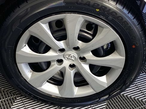 Used 2026 Toyota Corolla LE FWD image 26