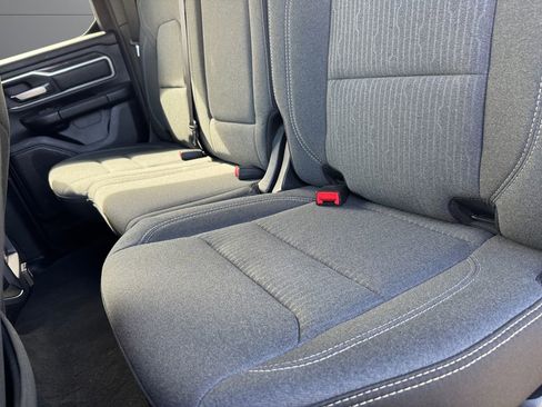 Used 2021 RAM 1500 Big Horn AWD/4WD image 16