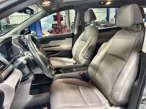 Used 2022 Honda Odyssey EX-L image 12