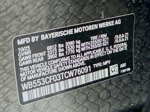 Used 2026 BMW iX xDrive60 image 24