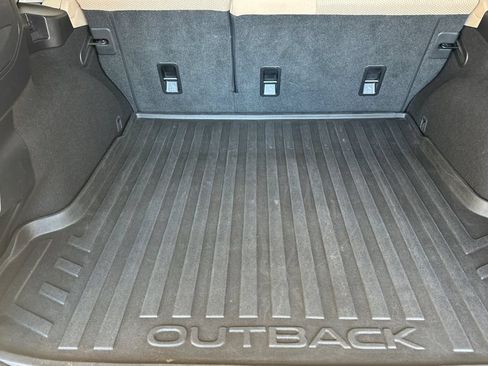 Used 2019 Subaru Outback 2.5i Premium AWD/4WD image 15