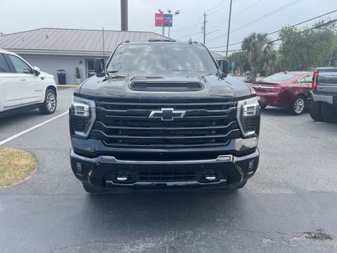 Used 2025 Chevrolet Silverado 2500 High Country w/ Midnight Edition AWD/4WD image 6