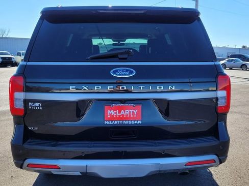 Used 2024 Ford Expedition XLT image 4