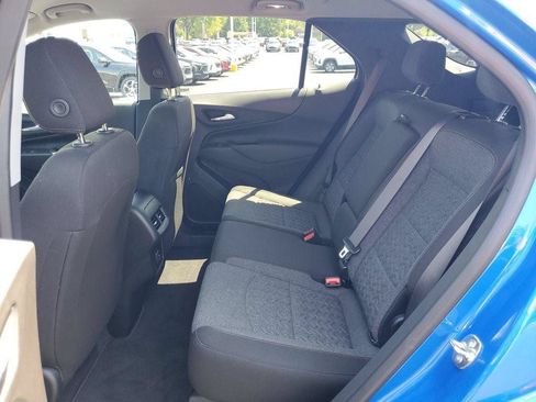 Used 2024 Chevrolet Equinox LT FWD image 28