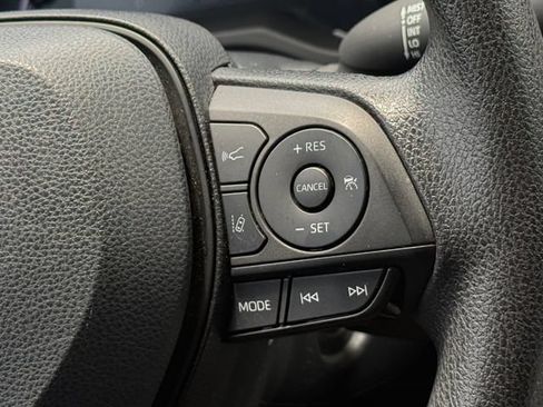 Used 2023 Toyota RAV4 LE FWD image 12