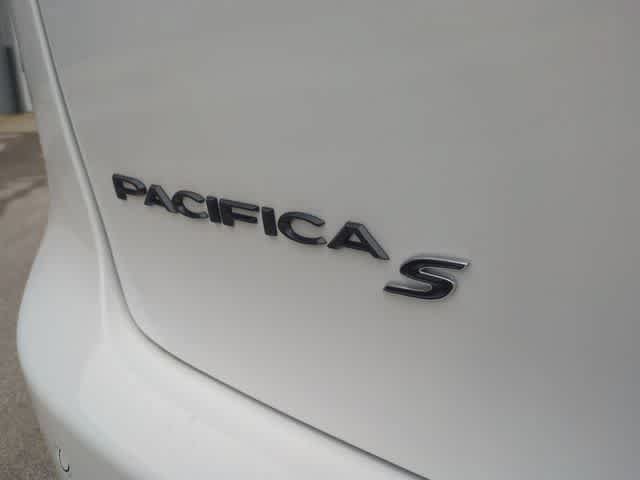 New 2026 Chrysler Pacifica Select FWD image 13